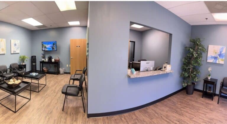 Front desk at Mind Body Centers in Gilbert, Arizona